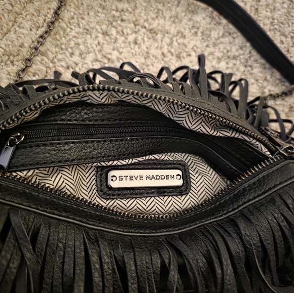 Steve Madden Fringe Crossbody Bag - Picture 3 of 6